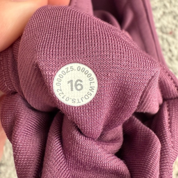 Lululemon InStill High-Rise Tight 25" in Vintage Plum - Picture 9 of 9